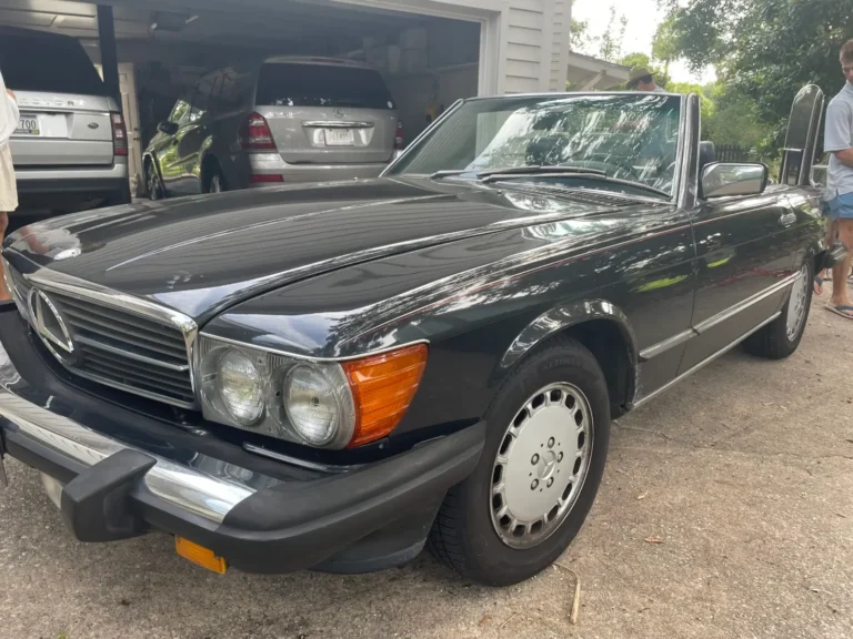 Classic Mercedes-Benz SL after detailing